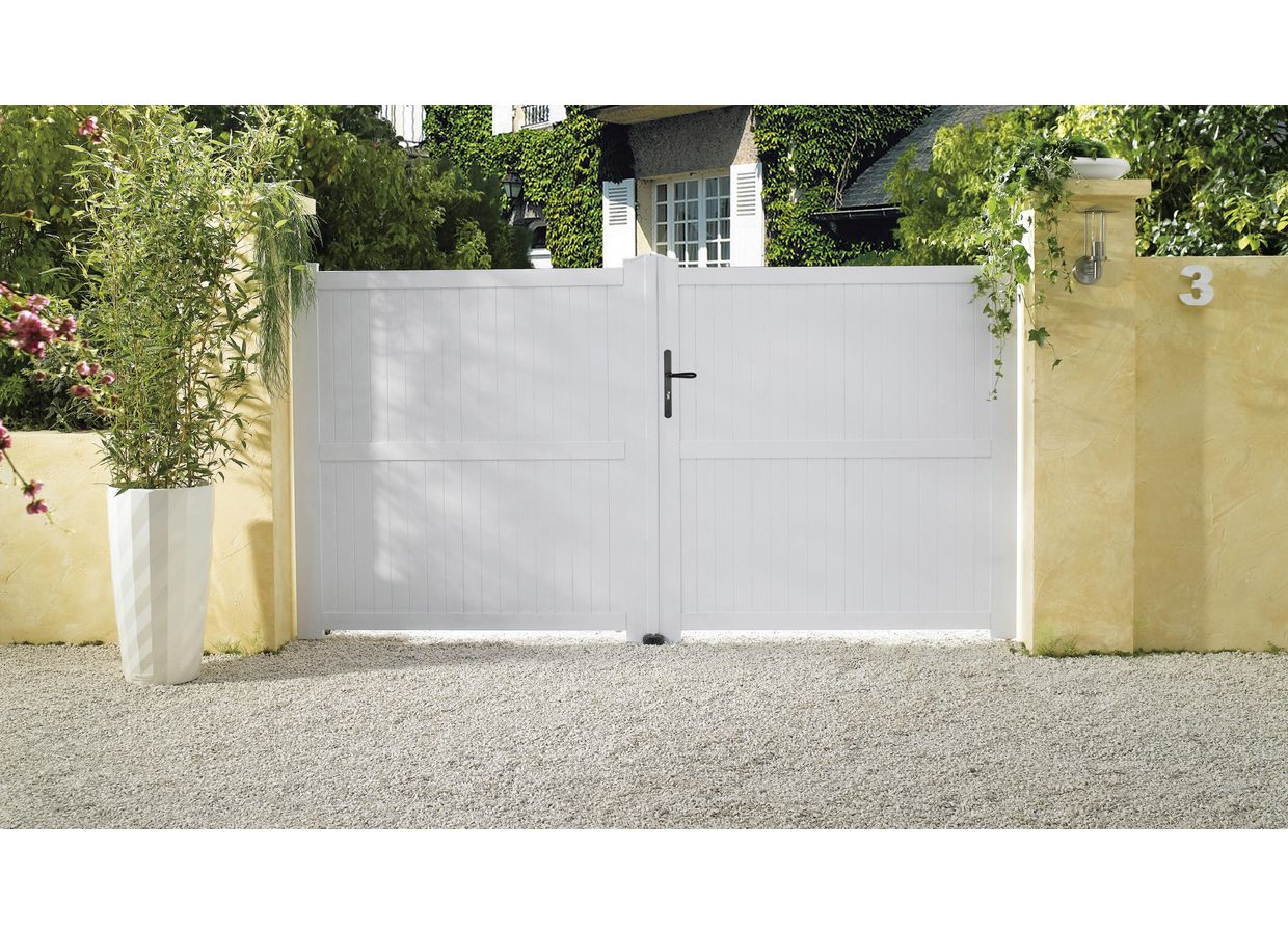Portail battant PVC TOUQUET sur mesure Main Image