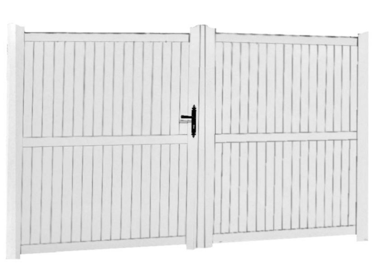 Portail battant PVC GUERNESEY sur mesure Main Image