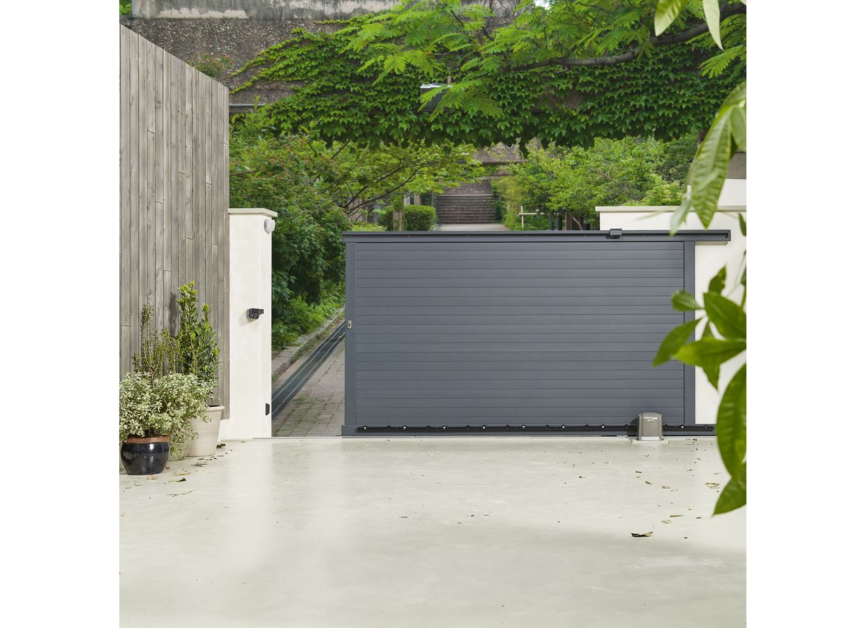 Portail coulissant Venzo aluminium sur mesure-Lapeyre