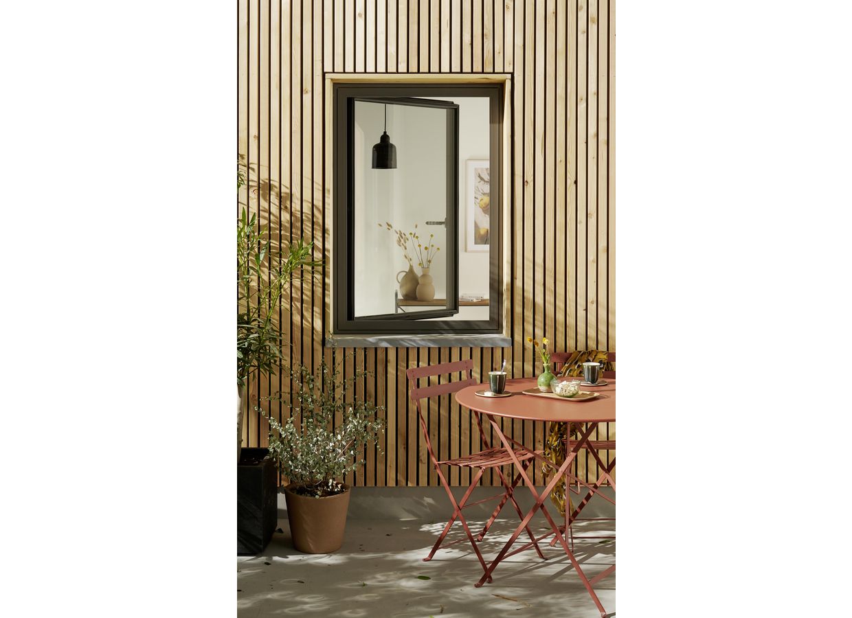 Fenêtre Graphique Aluminium couleur personnalisable sur mesure-Lapeyre