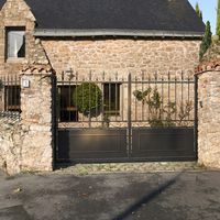 Portail coulissant Acier Modèle A ajouré - Extérieur