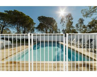 Poteau aluminium pour barrière de piscine JADE