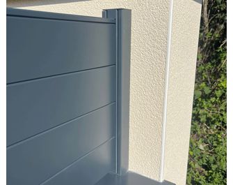 Poteau mural pour cloture VIANA gris