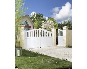 Portail battant PVC Hardelot