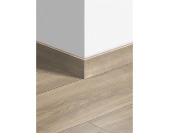 Plinthe sol stratifié CLASSIC chêne