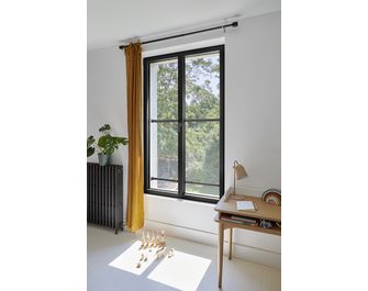 Fenêtre Graphique Aluminium couleur personnalisable sur mesure