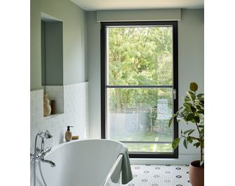 Fenêtre Graphique Aluminium couleur personnalisable sur mesure