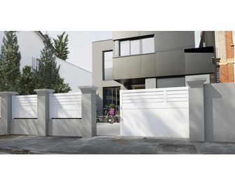 Portail coulissant PVC Briac sur-mesure