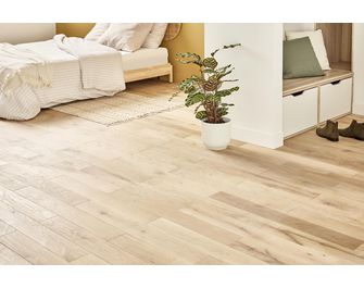 Parquet massif POINT DE HONGRIE
