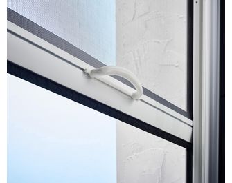 Moustiquaire recoupable verticale