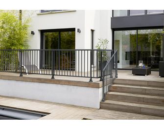 Balustrade OBEISSANTE en aluminium