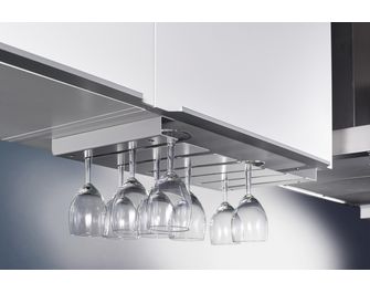 Range-verres en acier