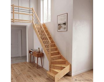 Escalier Faubourg quart tournant bas marche débordante sans rampe