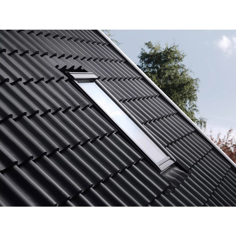 Fenêtre de toit à rotation VELUX standard Clearfinish GGL MK06 3054-Lapeyre