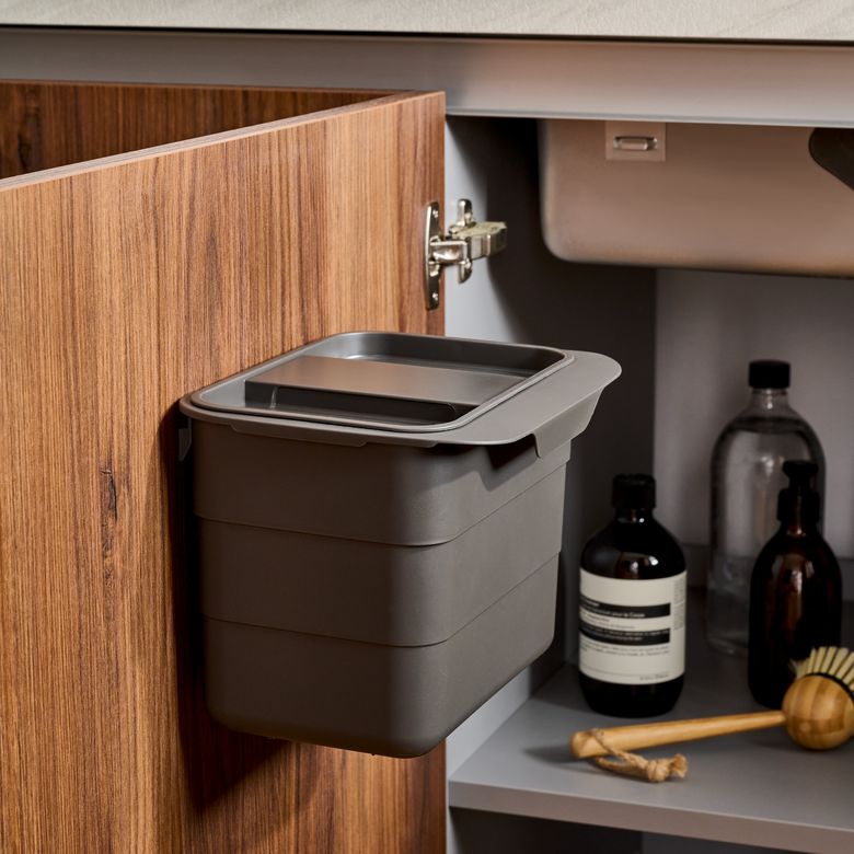 Poubelle compost 4L mobile en plastique pour meuble de cuisine
