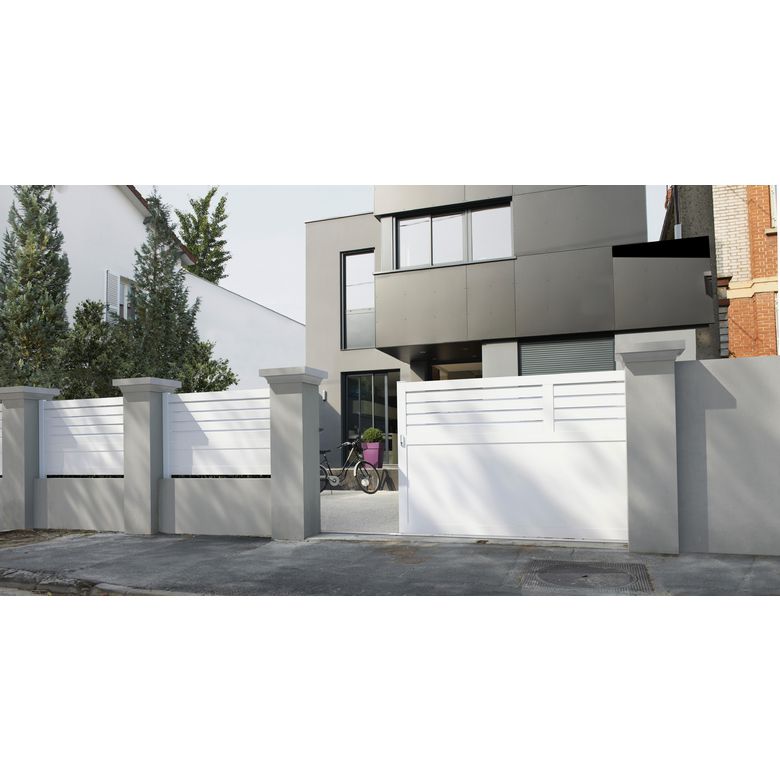 Portail coulissant PVC Arzal - Extérieur