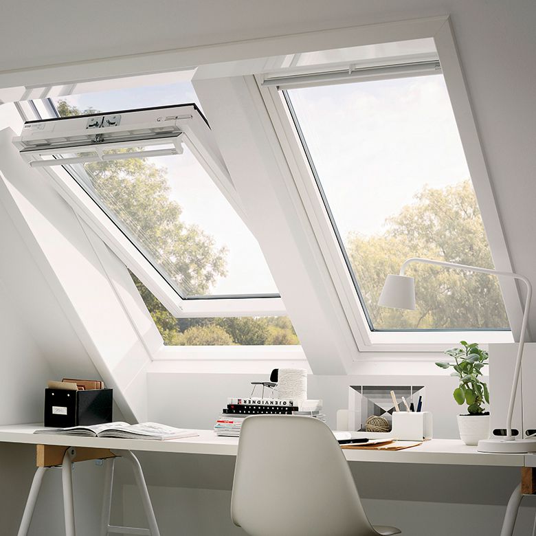 VELUX Tout Confort - BLANC White Finish - Rotation - GGL 2057 CK01 Main Image