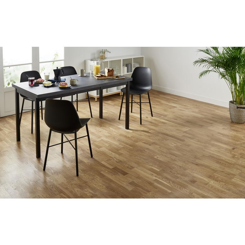 Parquet contrecollé TRIADE chêne naturel verni satiné 3fris ép10mm botte 2.03 m2 Main Image