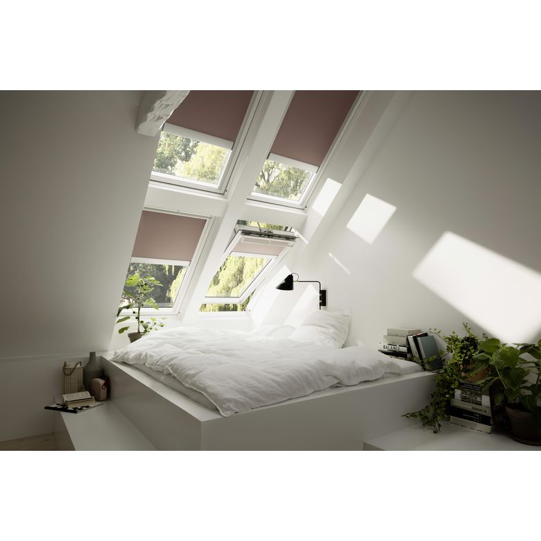 VELUX Solaire Tout Confort BLANC Ever finish - Rotation - GGU 005730 MK04 Main Image