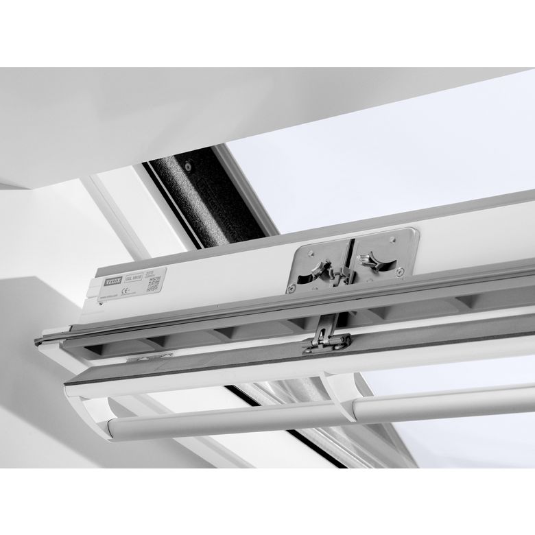 Fenêtre de toit Velux Confort à rotation bois blanc